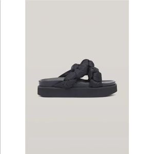 GANNI 39 slides satin knotted sandal